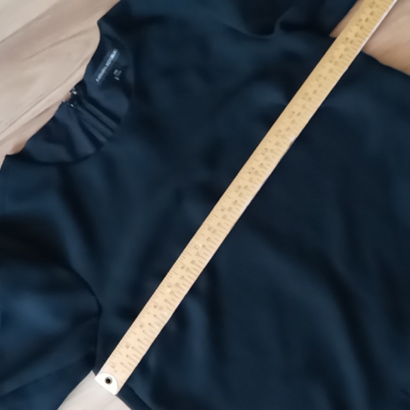 Banana Republic black blouse with fringe at the bottom size x small - Picture 6 of 13